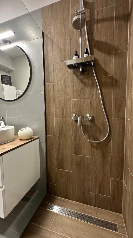 Linden Apartman 002 - Adults Only โมชนมายารูวาร์ ภายนอก รูปภาพ